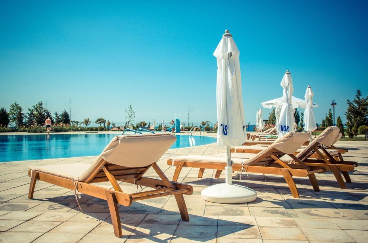 Prestige Fort Beach - Premium Apartments Sveti Vlas Buitenkant foto